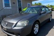 $2995 : 2005 Altima thumbnail