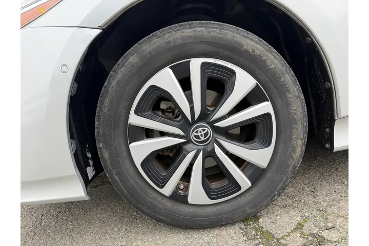 $13000 : Toyota Prius Prime 2017 Prem image 9