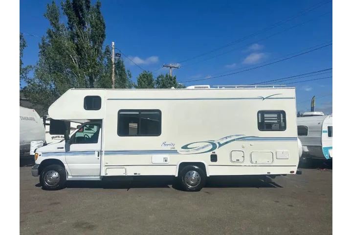$22900 : 1999 Shasta RV Spirit 240 image 4