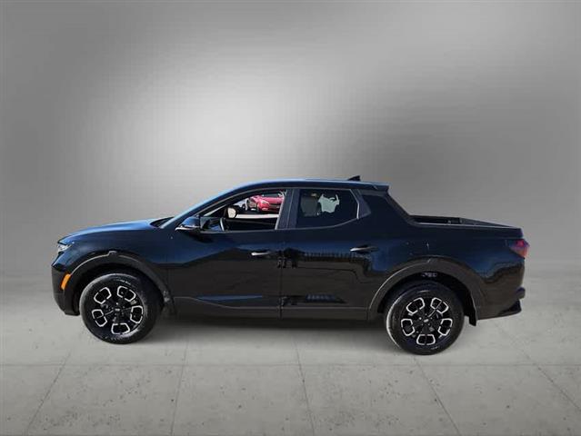 $30715 : New 2024 Hyundai SANTA CRUZ S image 4