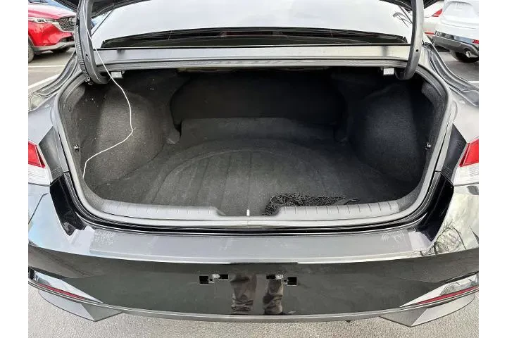 $17777 : Hyundai ELANTRA 2023 SEL 4dr image 7