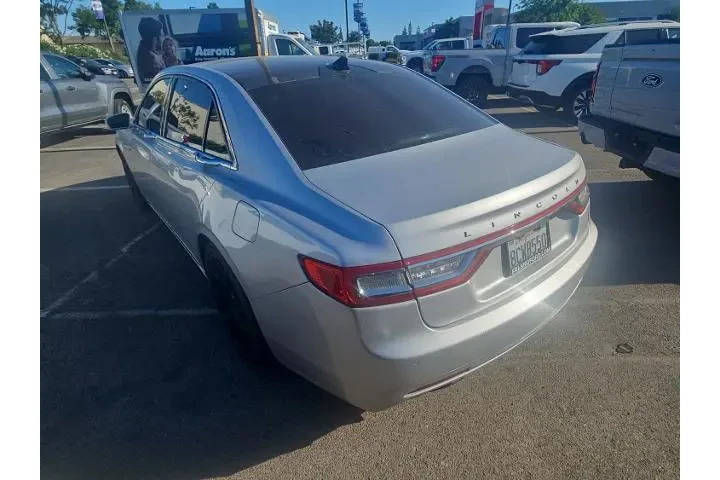 $18500 : Lincoln Continental 2018 Sel image 6