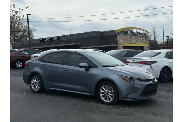 $14495 : 2021 Corolla LE image 4