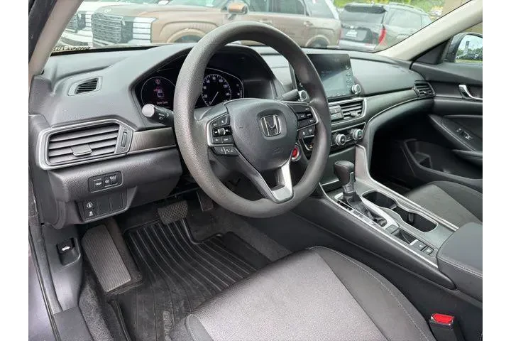 $17911 : Honda Accord 2019 LX 4dr Sed image 9