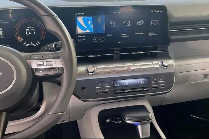 $20998 : Hyundai KONA 2025 SEL 4dr Cr image 7