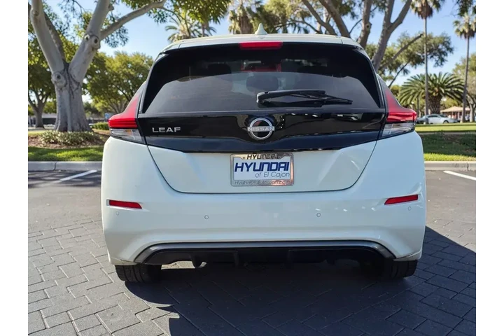 $13532 : Nissan LEAF 2023 S 4dr Hatch image 6