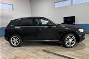 $13246 : Pre-Owned 2017 Q5 2.0T Premiu thumbnail