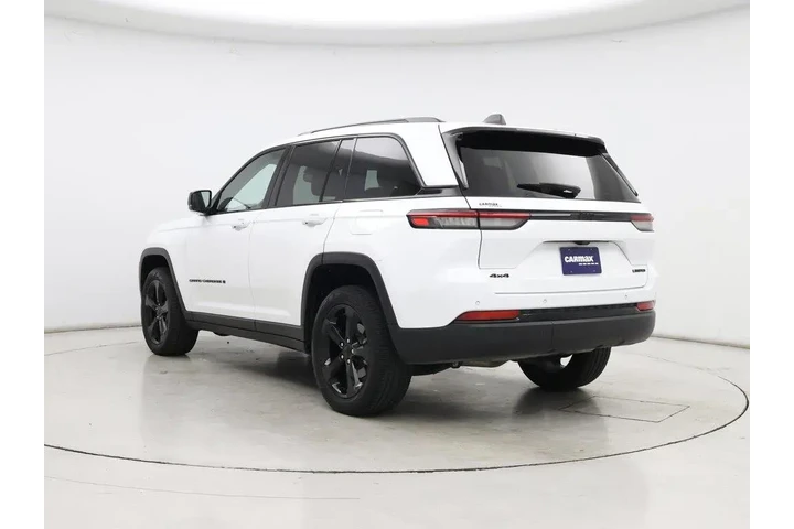 $31998 : Jeep Grand Cherokee 2023 4x4 image 2