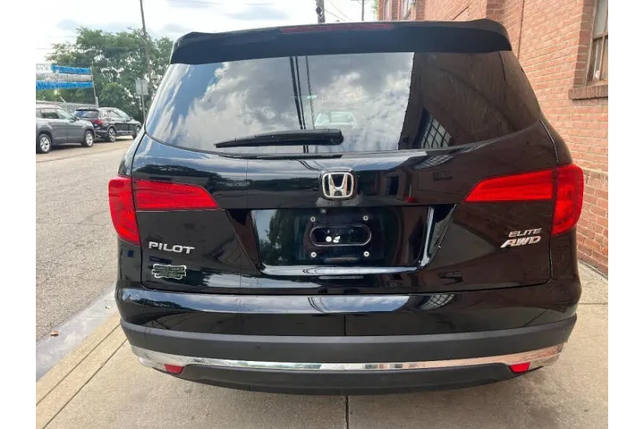$20475 : 2016 Pilot Elite image 4