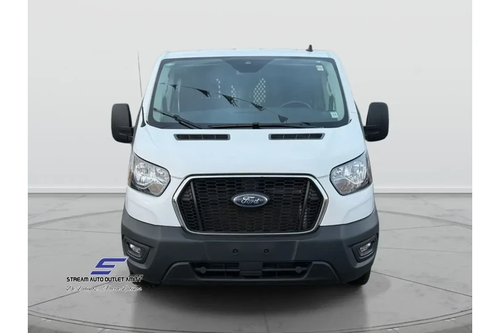 $26898 : Ford Transit 2023 250 3dr SW image 2