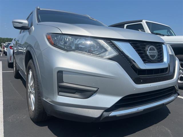 $15690 : PRE-OWNED 2019 NISSAN ROGUE SV image 9