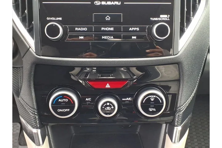 $27900 : Subaru Forester 2024 AWD Pre image 8