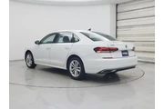 $14599 : Volkswagen Passat 2020 SE 4d thumbnail