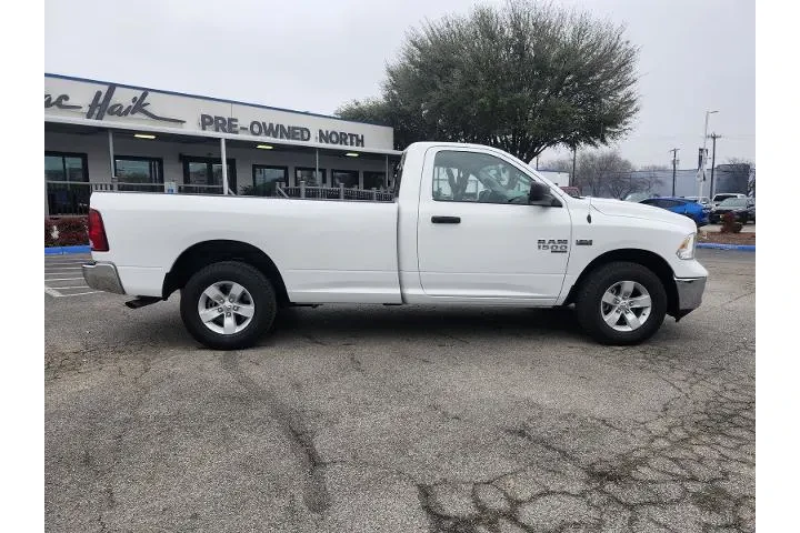 $21998 : Ram 1500 Classic 2019 4x2 Tr image 2