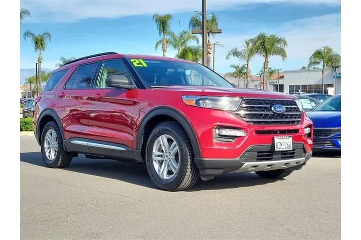 $20413 : Ford Explorer 2021 XLT 4dr S image 2