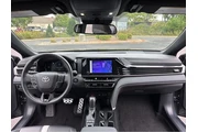 $30500 : Gold Certified2025 Camry Hybr thumbnail