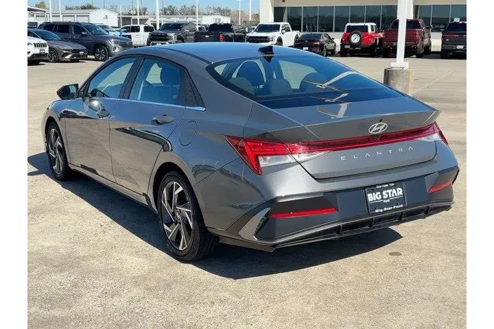 $20999 : Hyundai ELANTRA 2025 SEL Con image 5