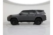 $32998 : Toyota 4Runner 2018 4x4 SR5 thumbnail