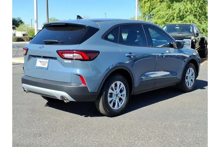 $27900 : Ford Escape 2026 Active 4dr image 5