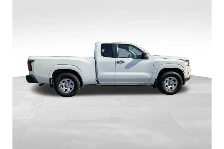 $22268 : Nissan Frontier 2024 4x2 S 4 image 4