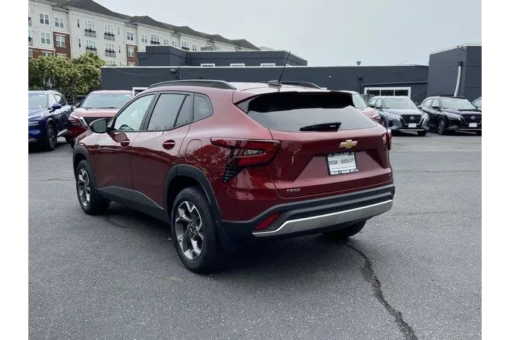 $19995 : Chevrolet Trax 2024 LT 4dr C image 6