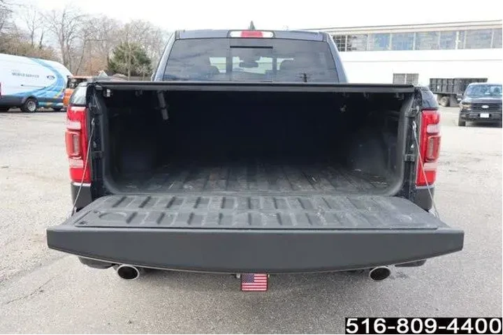 $29947 : Ram 1500 2019 4x4 Laramie 4d image 7