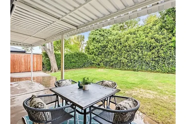 $2000 : HOUSE FOR RENT image 9