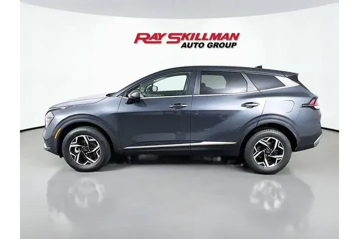 $24975 : Kia Sportage 2024 AWD LX 4dr image 2