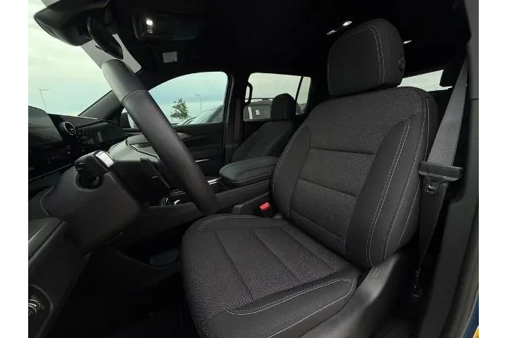 $39995 : Chevrolet Traverse 2026 LT 4 image 4