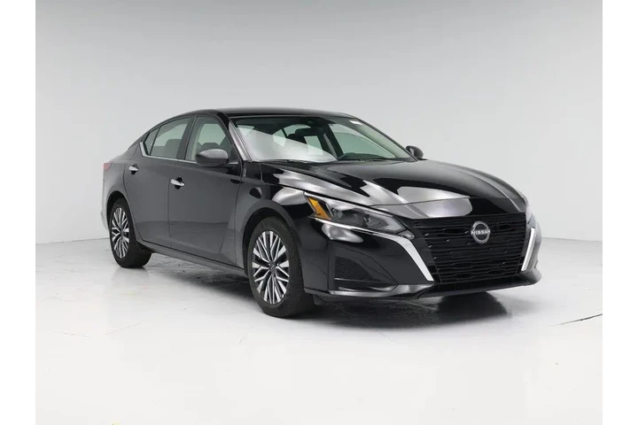 $20998 : Nissan Altima 2025 2.5 SV 4d image 1