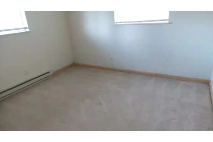 $1450 : 1bed 1bath image 3