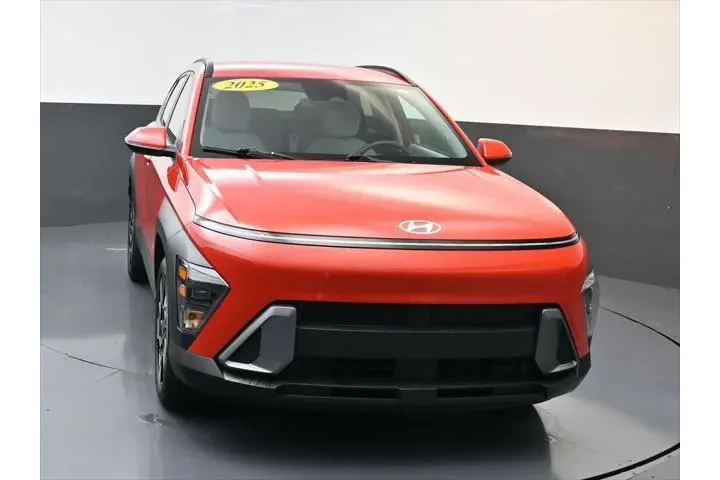 $22488 : Hyundai KONA 2025 SEL 4dr Cr image 9