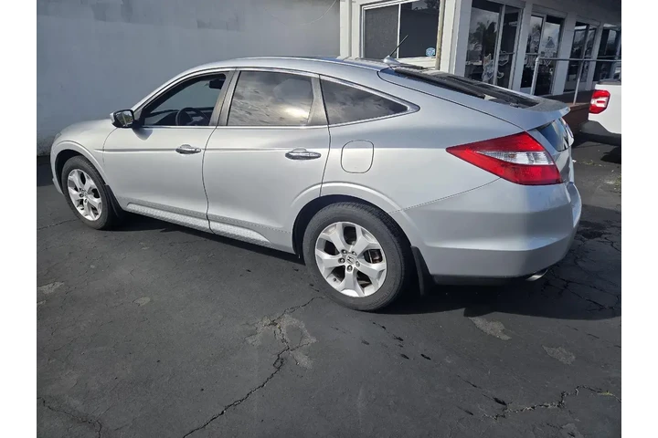 $8999 : Honda Accord Crosstour 2010 image 9
