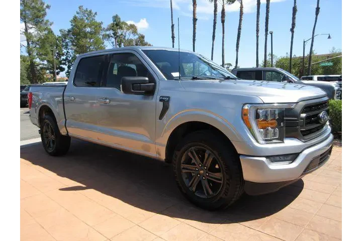 $32082 : Ford F-150 2023 4x2 Lariat 4 image 6