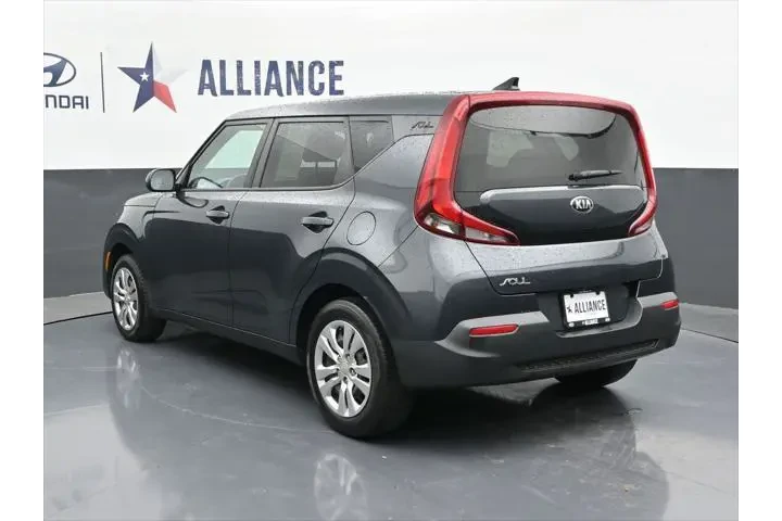 $11415 : Kia Soul 2020 LX 4dr Crossov image 6