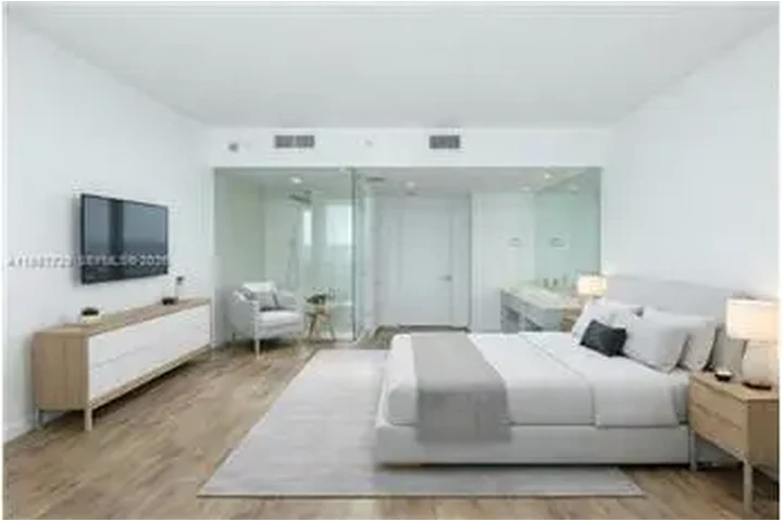 $6000 : Rental property with 2 bedro image 7