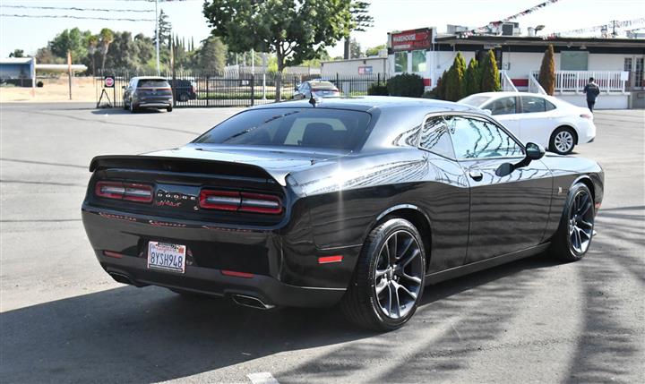 $35987 : Challenger R/T Scat Pack image 8