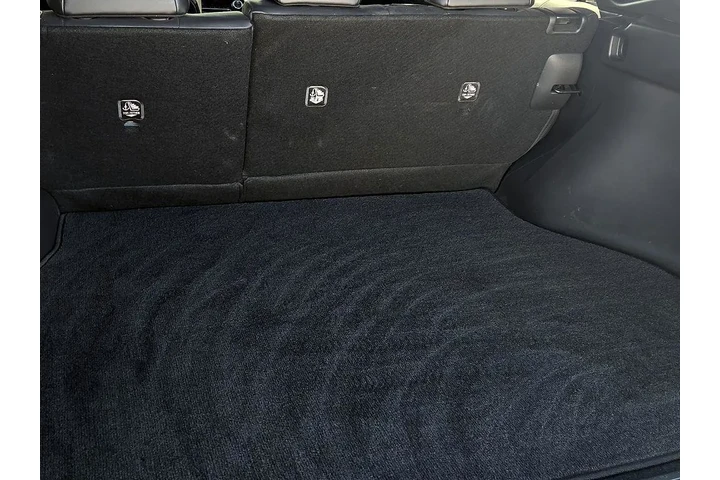 $30800 : Toyota Venza 2022 AWD XLE 4d image 10