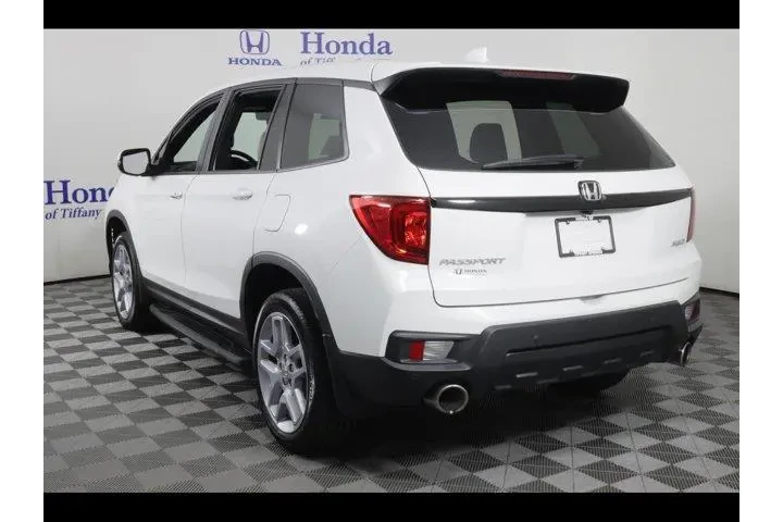 $34875 : Honda Passport 2024 AWD EX-L image 5