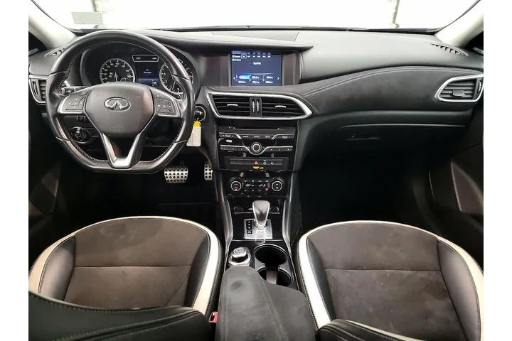 $14599 : INFINITI QX30 2017 Sport 4dr image 9