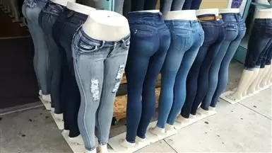 $11 : PANTALONES  ESTILOS  COLOMBIAN image 1