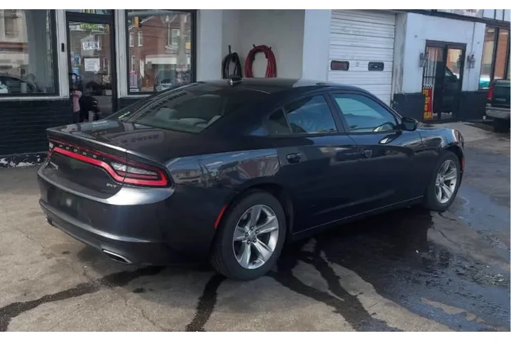 $10599 : 2016 Charger SXT image 4