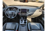 $16974 : 2017 Ridgeline RTL-T thumbnail