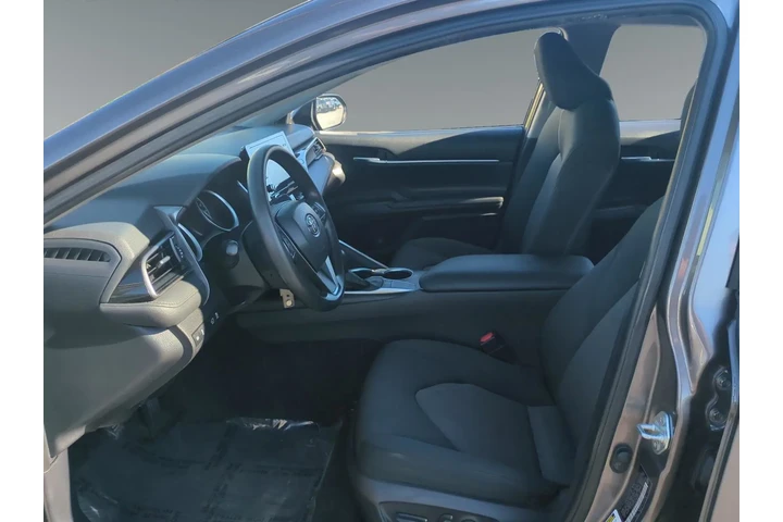$17917 : Toyota Camry 2022 LE 4dr Sed image 9