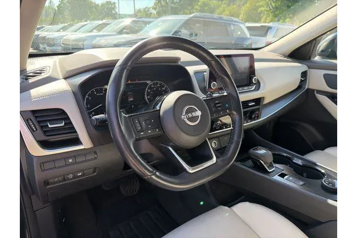 $22843 : Nissan Rogue 2023 AWD SV 4dr image 9