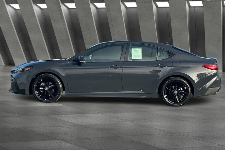 $31000 : Toyota Camry 2025 SE 4dr Sed image 7