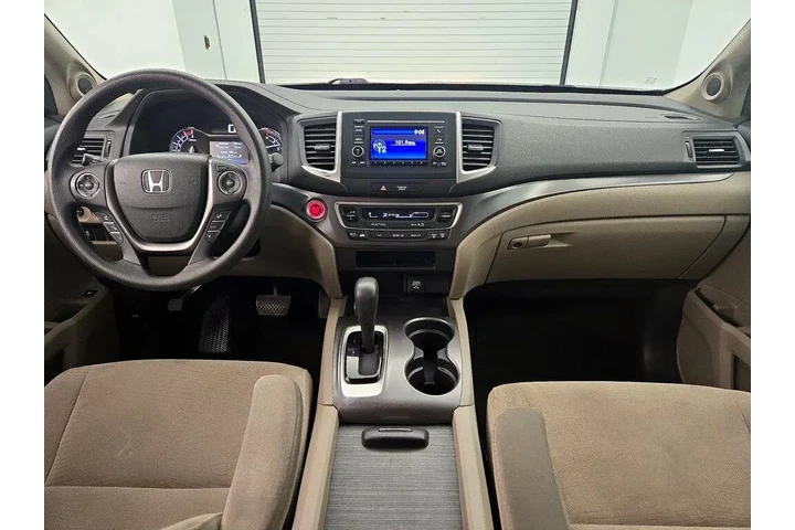 $19998 : Honda Pilot 2018 LX 4dr SUV image 9