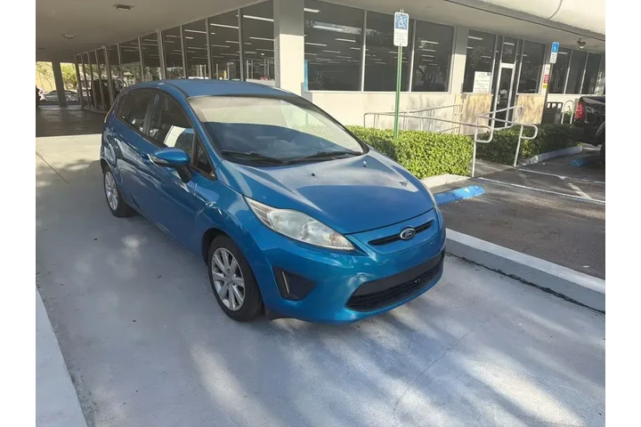 $3000 : Ford Fiesta 2013 SE 4dr Hatc image 2