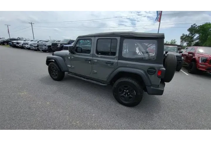 $22000 : Jeep Wrangler Unlimited 2021 image 3