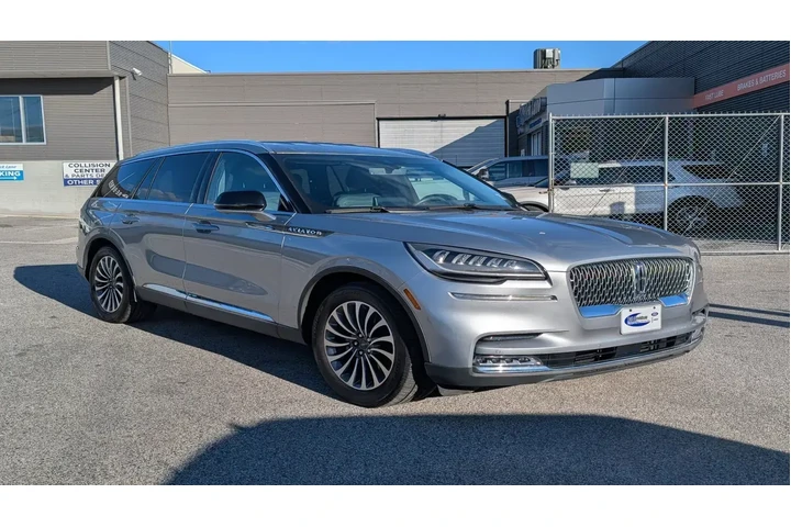 $28000 : Lincoln Aviator 2020 Reserve image 8
